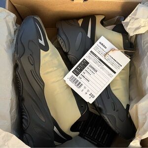 Yeezy Adidas Yeezy Boost 700 MNVN Resin Size 4 M Kids Sneakers from GOAT